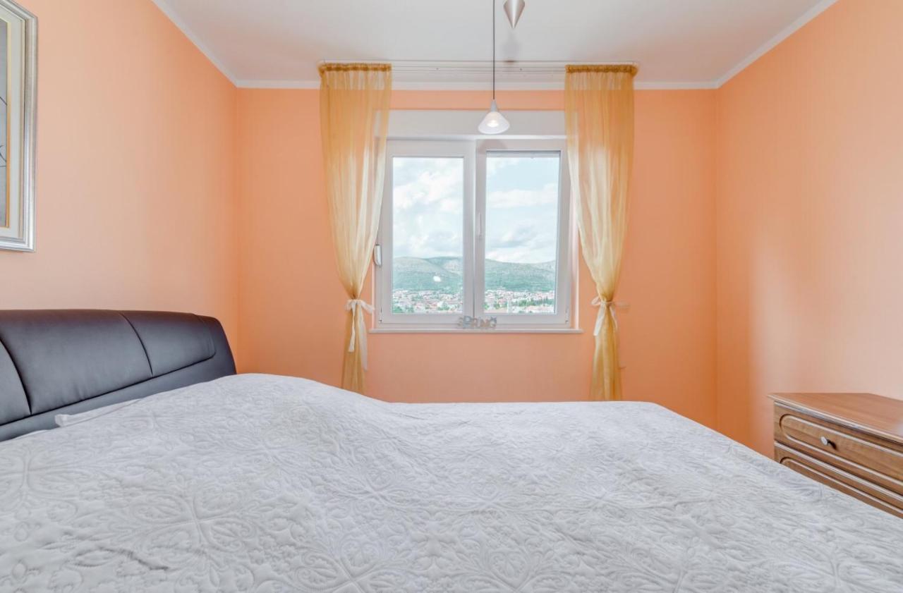 The Best Old Town View Apartment, 5 Min Walk, Parking Trogir Eksteriør bilde